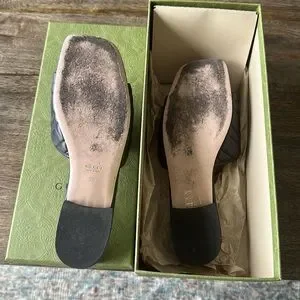 Gucci slides only worn once, comes with the original box,tags, shoe bags Gucci GG supreme Bloom Slides | eBay main image 2